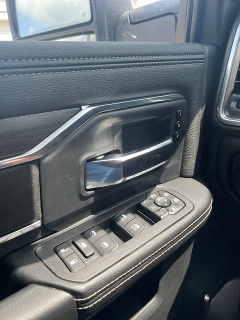 New 2026 RAM 2500 Laramie AWD/4WD image 24