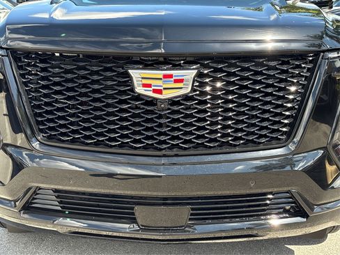 New 2025 Cadillac Escalade ESV Sport Platinum image 15