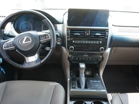 Used 2023 Lexus GX 460 Premium w/ Premium Package AWD/4WD image 12