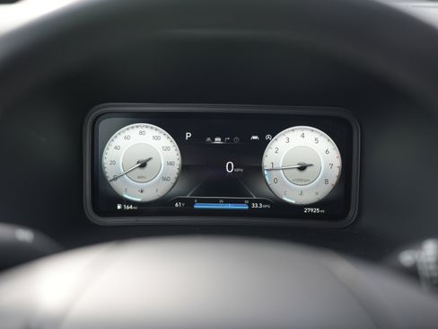 Used 2022 Hyundai Kona Limited w/ Cargo Package image 13