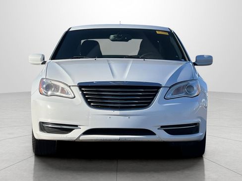 Used 2013 Chrysler 200 Touring w/ Cold Weather Group image 6