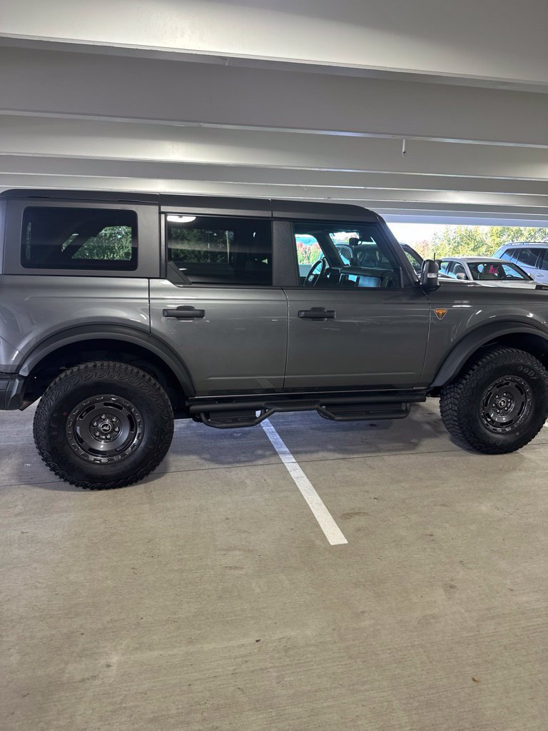 Used 2024 Ford Bronco Badlands AWD/4WD image 7