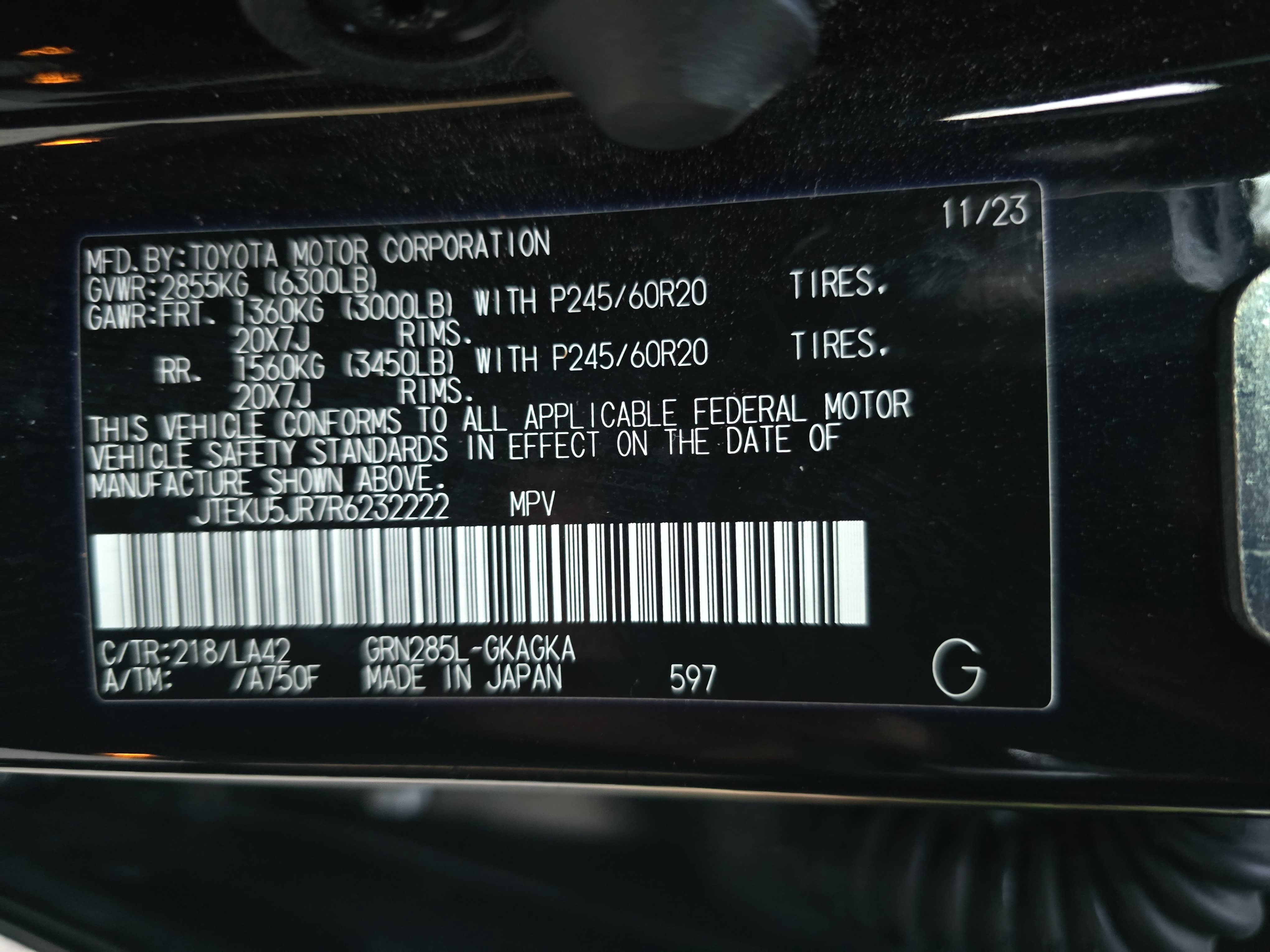 Used 2024 Toyota 4Runner Limited AWD/4WD image 32