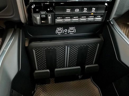 New 2026 RAM 5500 Tradesman w/ Laramie Trim Package image 31