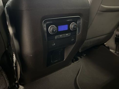 Used 2023 Chevrolet Tahoe LT image 32