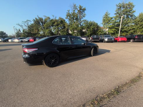 Used 2020 Toyota Camry LE w/ Convenience Package FWD image 21