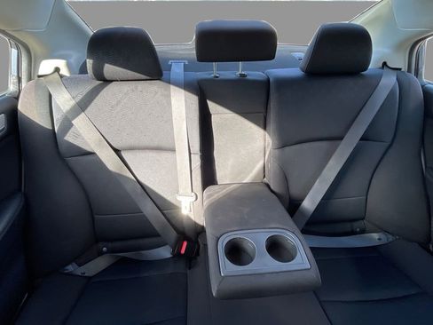 Used 2017 Subaru Legacy 2.5i Premium image 13