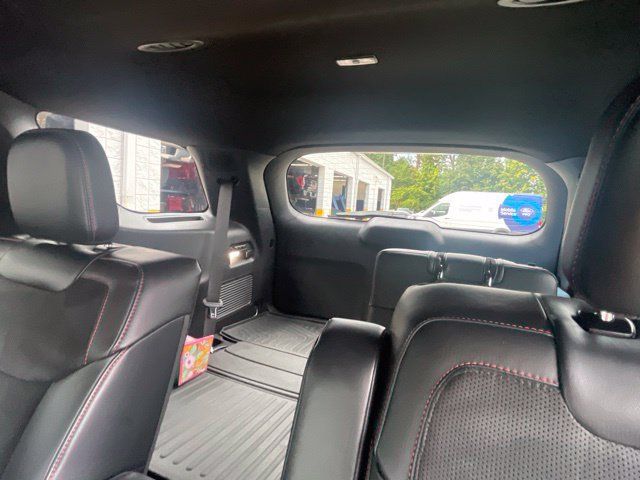 Used 2025 Ford Explorer ST AWD/4WD image 34