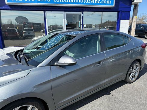 Used 2018 Hyundai Elantra Limited w/ Cargo Package image 2