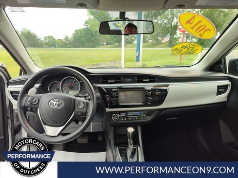 Used 2014 Toyota Corolla LE FWD image 12