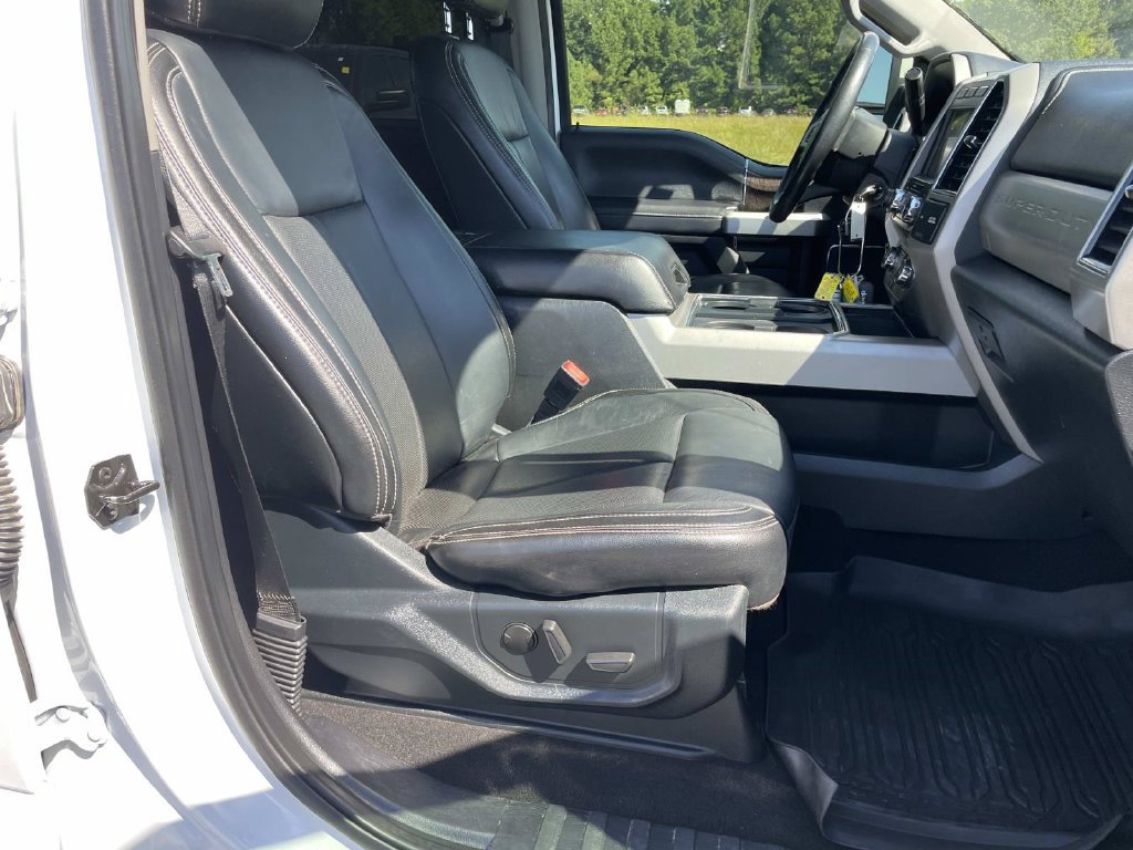 Used 2020 Ford F250 Lariat w/ Lariat Value Package AWD/4WD image 28