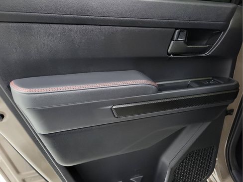 Certified 2025 Toyota Tacoma image 8