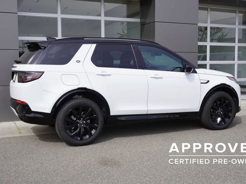Used 2025 Land Rover Discovery Sport Dynamic SE AWD/4WD image 4