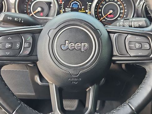 Used 2021 Jeep Wrangler Unlimited Sport AWD/4WD image 23