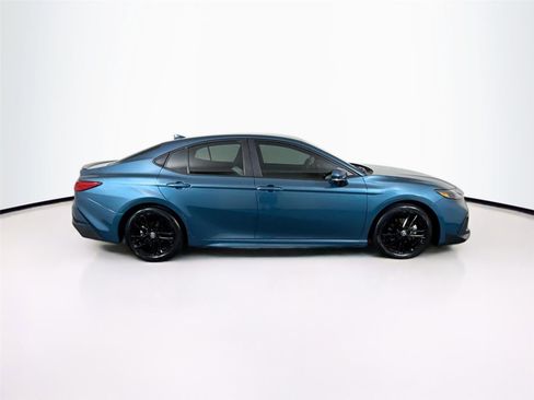 Certified 2025 Toyota Camry SE w/ Convenience Package FWD image 11