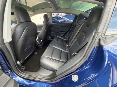 Used 2018 Tesla Model 3 Mid Range RWD image 22