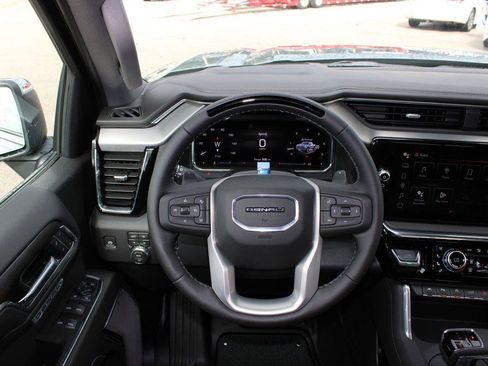 New 2026 GMC Sierra 1500 Denali AWD/4WD image 10