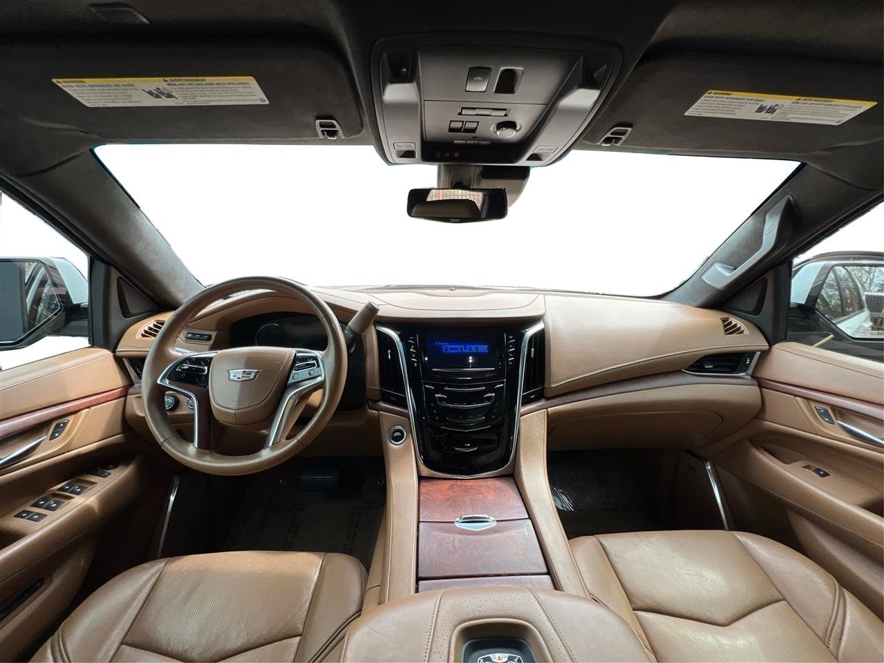 Used 2017 Cadillac Escalade Platinum AWD/4WD image 37