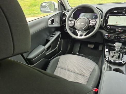New 2025 Kia Soul S image 15