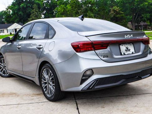 Used 2023 Kia Forte GT-Line w/ GT-Line Premium Package FWD image 18