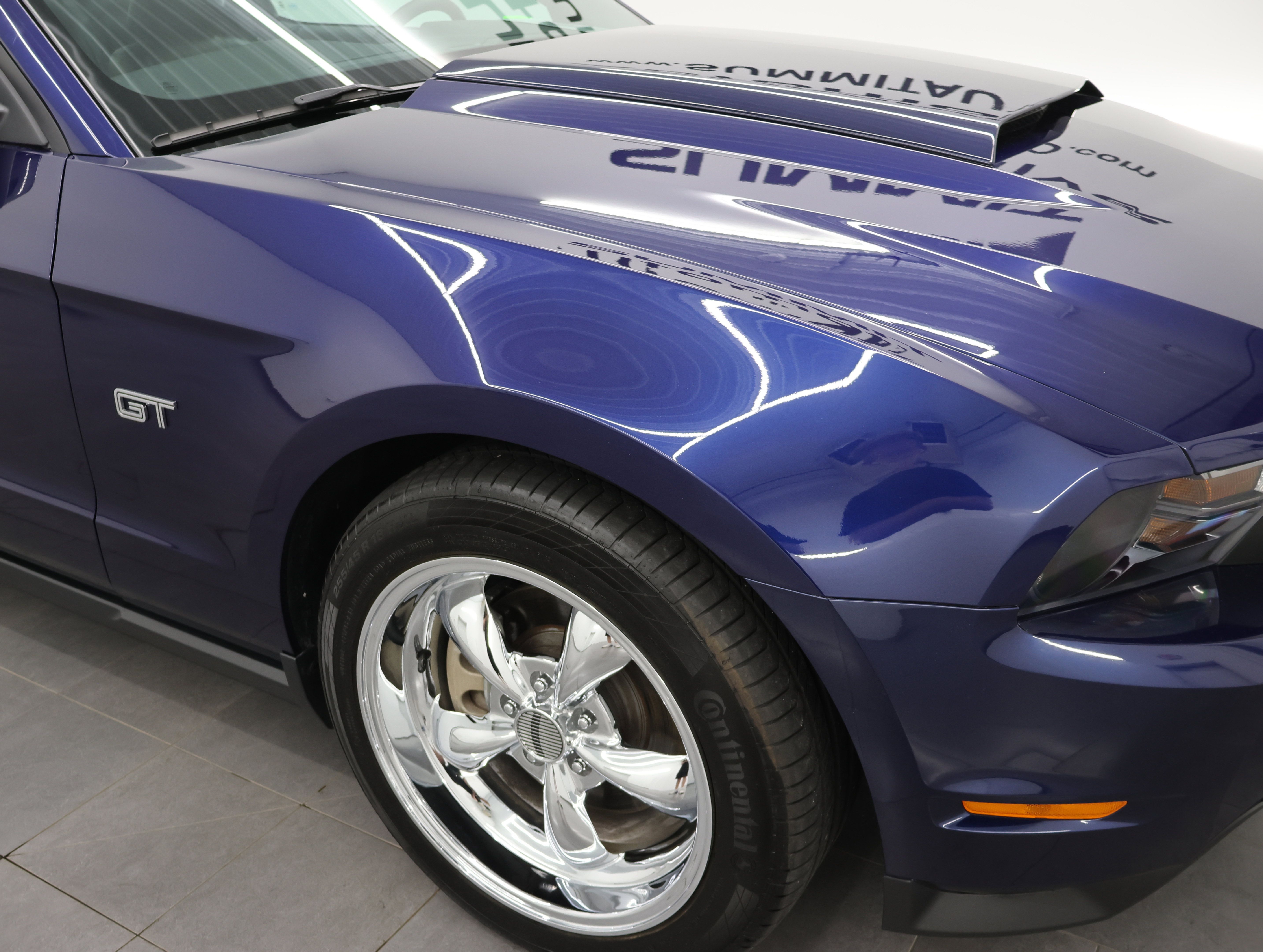 Used 2010 Ford Mustang GT RWD image 22