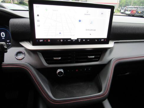 Used 2025 Ford Explorer ST-Line AWD/4WD image 24