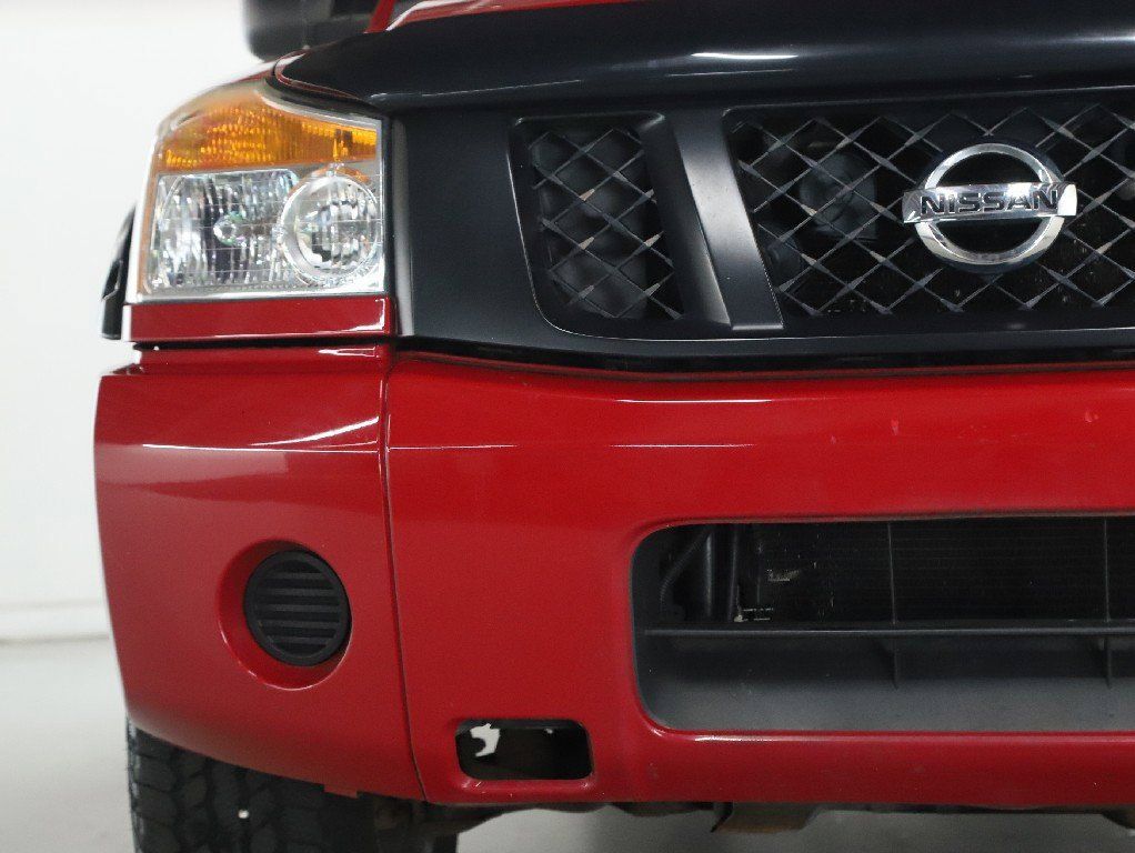 Used 2012 Nissan Titan S AWD/4WD image 8