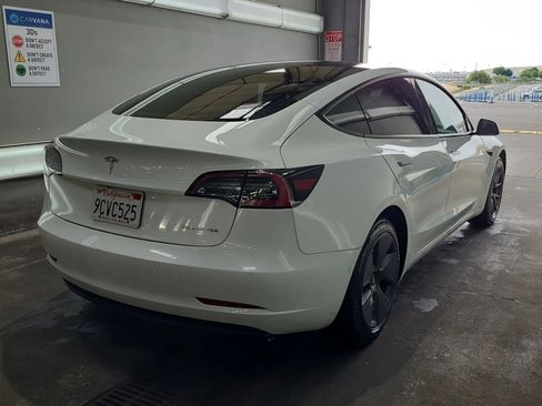 Used 2022 Tesla Model 3 Long Range AWD/4WD image 5