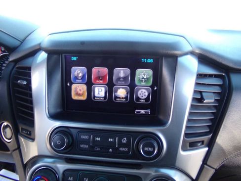 Used 2015 Chevrolet Suburban LTZ image 38