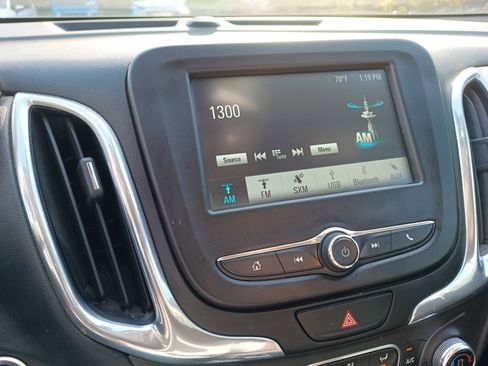 Used 2018 Chevrolet Equinox LT image 15