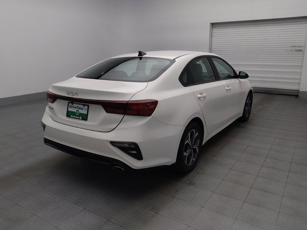 Used 2019 Kia Forte LXS FWD image 9