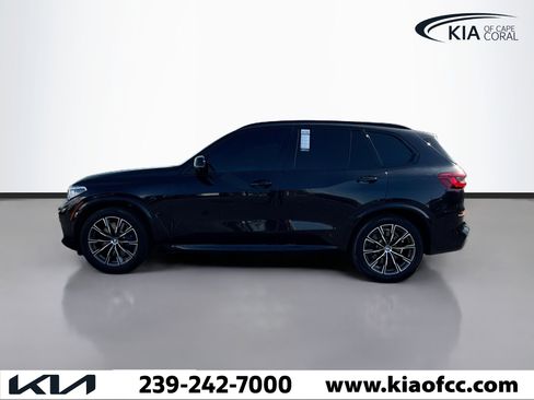 Used 2019 BMW X5 xDrive50i w/ M Sport Package image 2