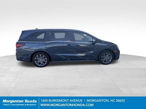 Used 2025 Honda Odyssey Touring image 6
