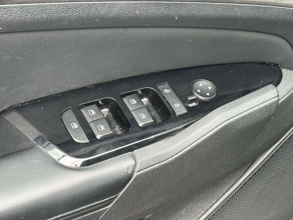 Used 2023 Kia Sportage X-Line AWD/4WD image 17