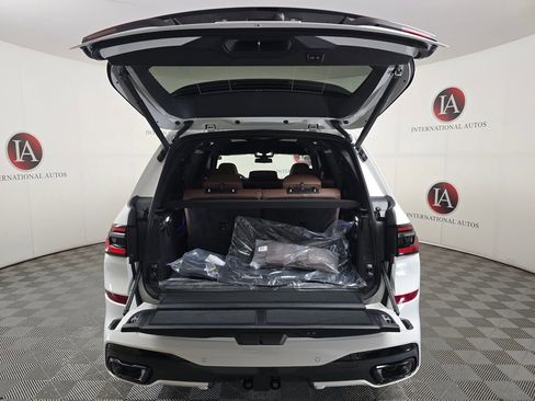 New 2026 BMW X7 xDrive40i AWD/4WD image 10