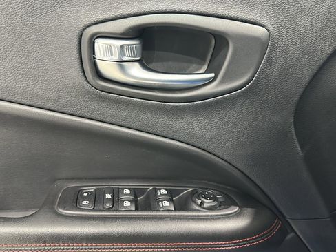 Used 2021 Jeep Compass Trailhawk w/ Convenience Group image 21