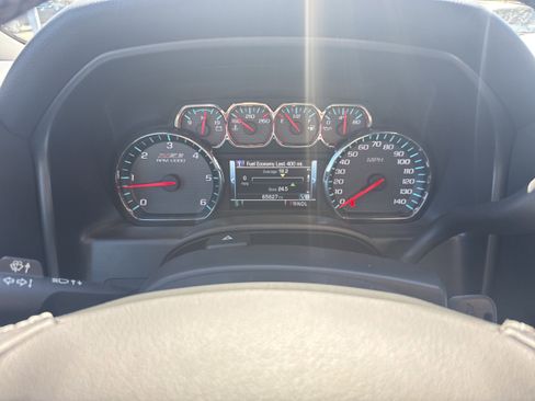 Used 2018 Chevrolet Silverado 1500 LT w/ All Star Edition image 15