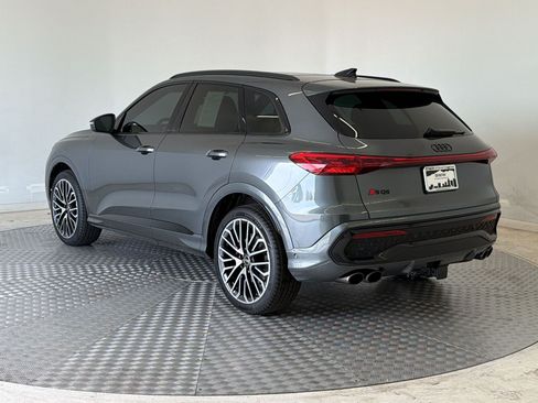 Used 2025 Audi SQ5 Premium Plus AWD/4WD image 3
