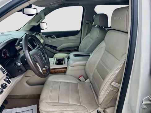 Used 2015 GMC Yukon XL Denali w/ Touring Package AWD/4WD image 19