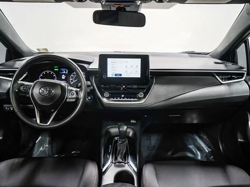 Used 2024 Toyota Corolla SE w/ SE Premium Package image 12