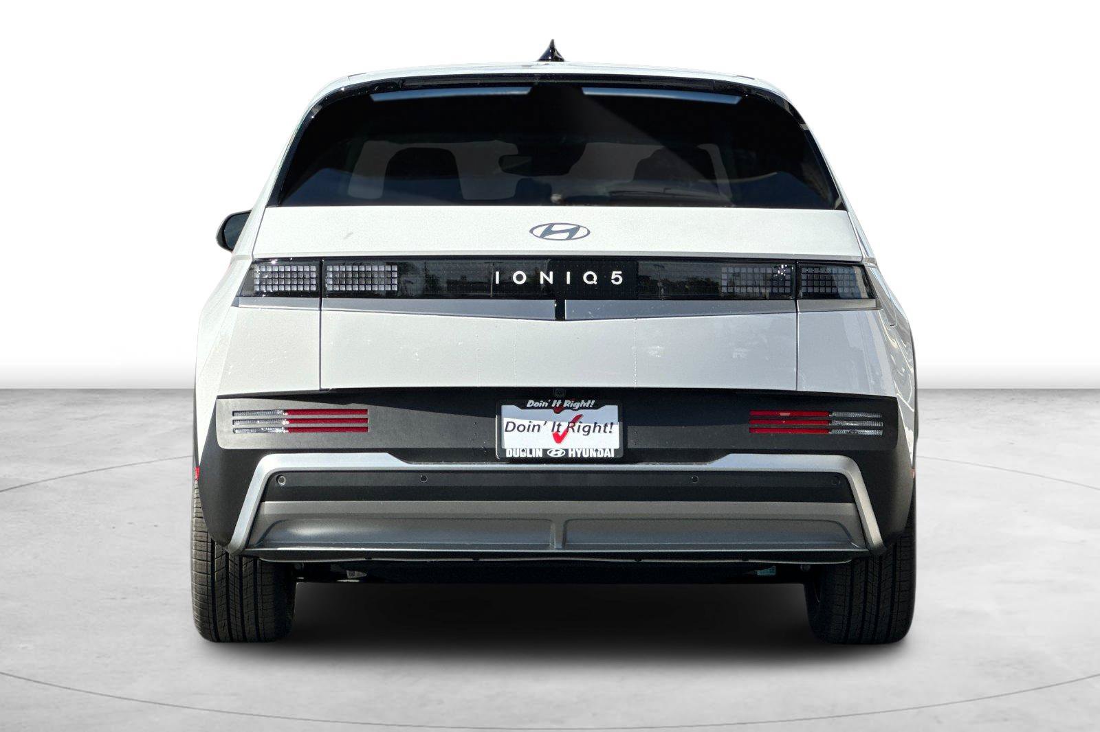 New 2027 Hyundai Ioniq 5 SE RWD image 5