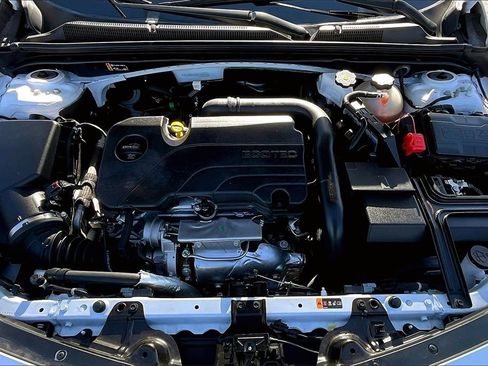 Used 2023 Chevrolet Malibu LT image 10