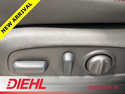 Used 2025 Chevrolet TrailBlazer RS w/ Convenience Package image 19