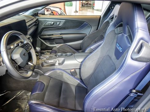 Used 2025 Ford Mustang Dark Horse RWD image 9