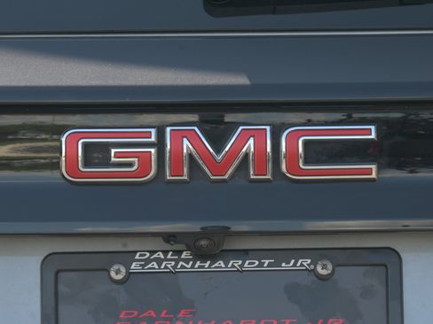 Used 2024 GMC Acadia Elevation w/ Luxury Package FWD image 37