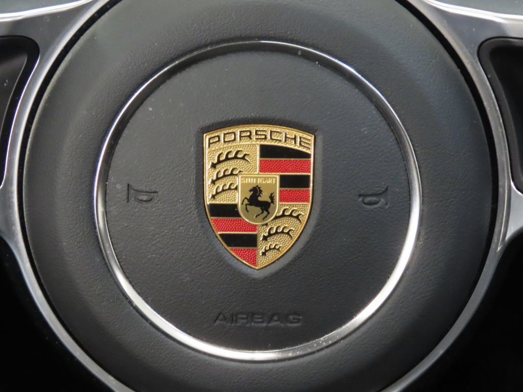 Used 2021 Porsche Macan S AWD/4WD image 21