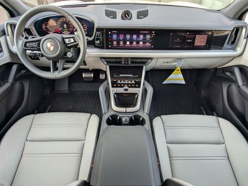 New 2026 Porsche Cayenne S AWD/4WD image 22