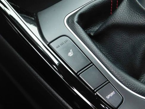 Used 2023 Kia Forte GT image 22