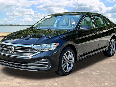 Used 2023 Volkswagen Jetta SE FWD image 4