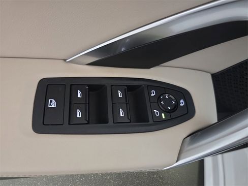 Used 2024 BMW X1 xDrive28i w/ Premium Package image 29